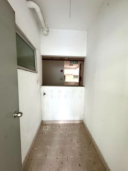 Kondominium untuk Dijual di Suria Jelatek - Masnizah Arifin - Entrance - PropertyGuru.com.my