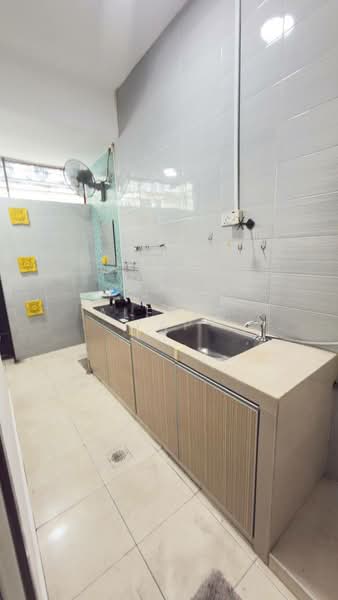 1-storey Terraced House for Rent in Taman Daya (Johor Bahru) - Alfred Yap - Kitchen - PropertyGuru.com.my
