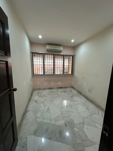 2-storey Terraced House for Sale in Jalan Klang Lama (Old Klang Road) (Kuala Lumpur) - Jayden Yee - Interior - PropertyGuru.com.my