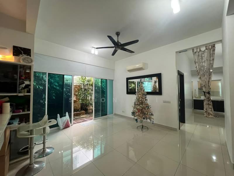Semi-Detached House for Sale in Setia Pearl Island (Bayan Lepas) - Simon Ooi - Living Room - PropertyGuru.com.my