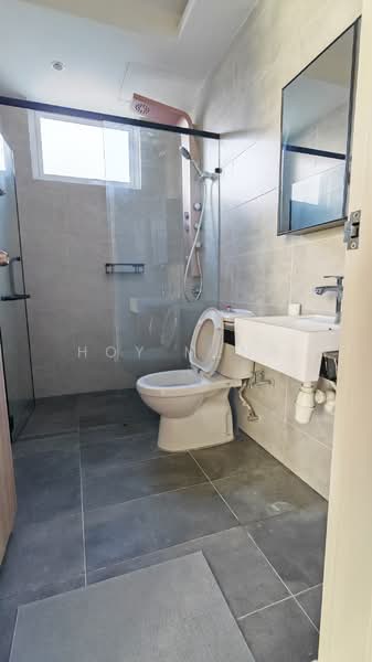 Condominium for Rent at QuayWest Residence - Hoy Meng - Bathroom - PropertyGuru.com.my