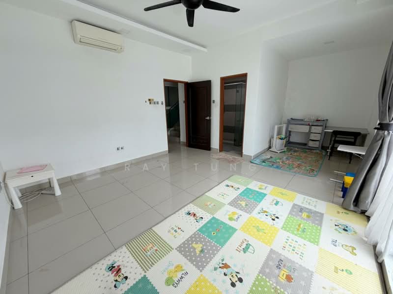 Cluster House for Sale in Skudai (Johor) - Ray Tung - Living Room - PropertyGuru.com.my