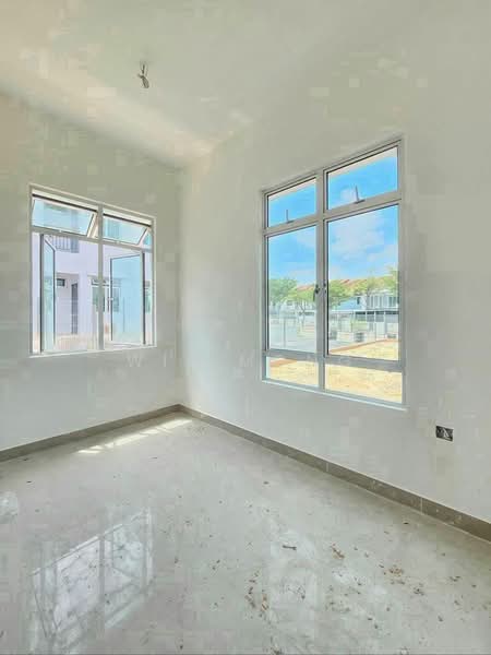 Rumah Teres 2 Tingkat untuk Dijual di Bandar Dato Onn (Tebrau) - Wil Mong - Interior - PropertyGuru.com.my