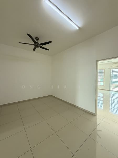 2-storey Terraced House for Sale in Bandar Sri Sendayan (Negeri Sembilan) - Ong Jia Hui - PropertyGuru.com.my