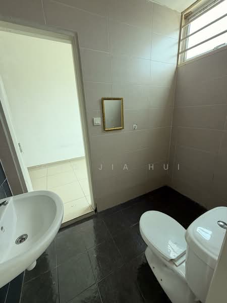 2-storey Terraced House for Sale in Bandar Sri Sendayan (Negeri Sembilan) - Ong Jia Hui - PropertyGuru.com.my