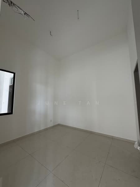 Cluster House for Sale in Austin Crest (Johor Bahru) - June Tan - PropertyGuru.com.my
