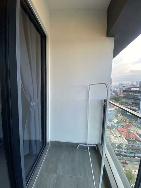 Servis Apartment untuk Disewa di Continew - Mico Wong - Balcony - PropertyGuru.com.my