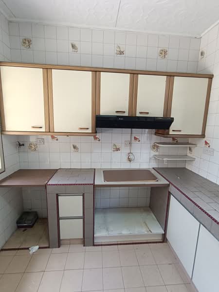 2-storey Terraced House for Sale in Jalan Klang Lama (Old Klang Road) (Kuala Lumpur) - Jayden Yee - Kitchen - PropertyGuru.com.my