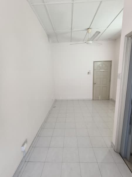 2-storey Terraced House for Sale in Jalan Klang Lama (Old Klang Road) (Kuala Lumpur) - Jayden Yee - Interior - PropertyGuru.com.my