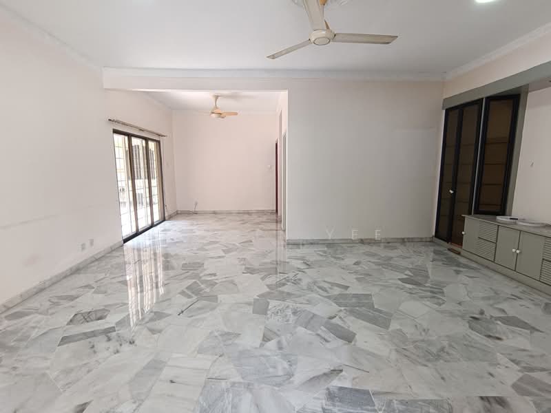 2-storey Terraced House for Sale in Jalan Klang Lama (Old Klang Road) (Kuala Lumpur) - Jayden Yee - Living Room - PropertyGuru.com.my