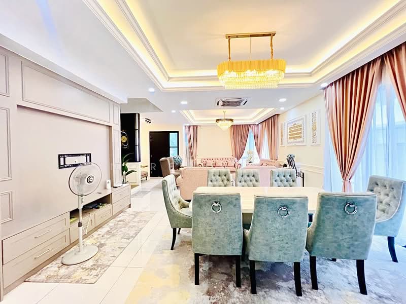 2-storey Terraced House for Sale in U12, Taman Cahaya Alam (Shah Alam) - NORFADILAH ZAINUDDIN - Living Room - PropertyGuru.com.my