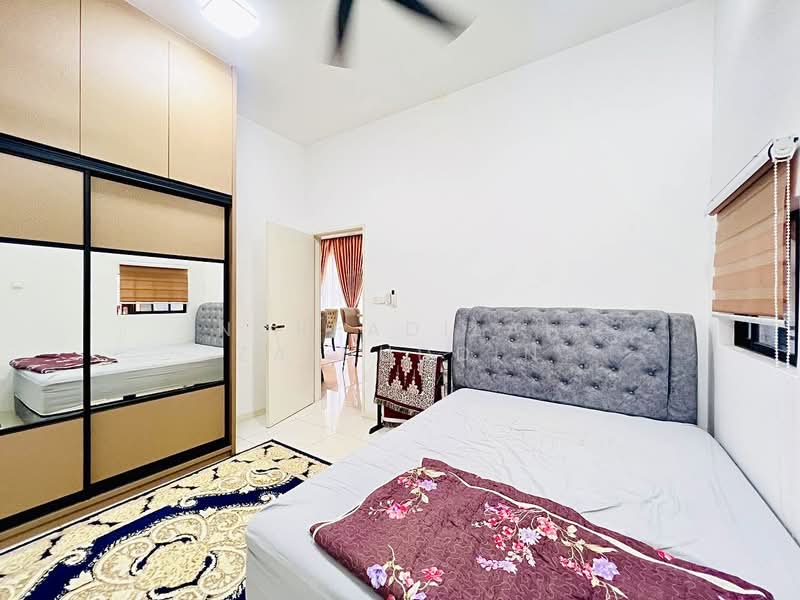 2-storey Terraced House for Sale in U12, Taman Cahaya Alam (Shah Alam) - NORFADILAH ZAINUDDIN - Bedroom - PropertyGuru.com.my