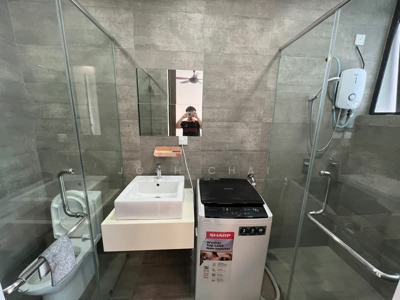 Servis Apartment untuk Dijual di H2O Residences - Josh Chai - Bathroom - PropertyGuru.com.my