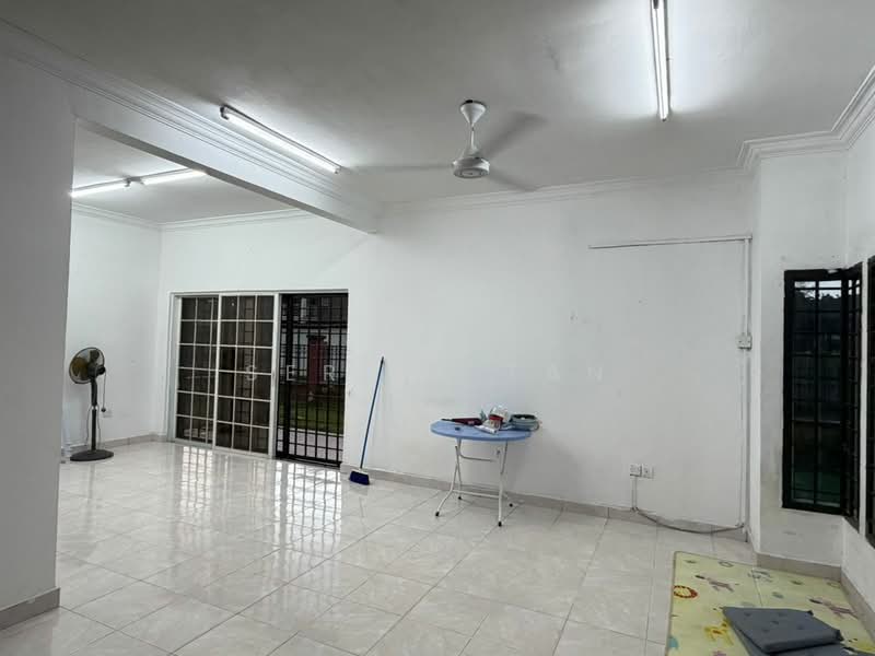 Terraced House for Rent in Skudai (Johor) - Serine Tan - Living Room - PropertyGuru.com.my