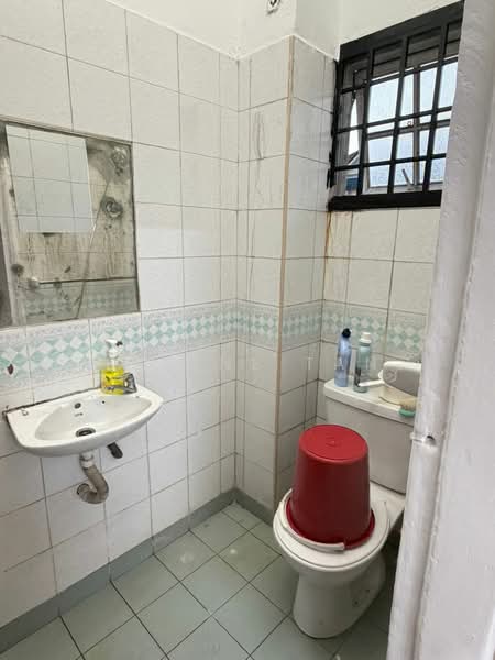 Terraced House for Rent in Skudai (Johor) - Serine Tan - Bathroom - PropertyGuru.com.my