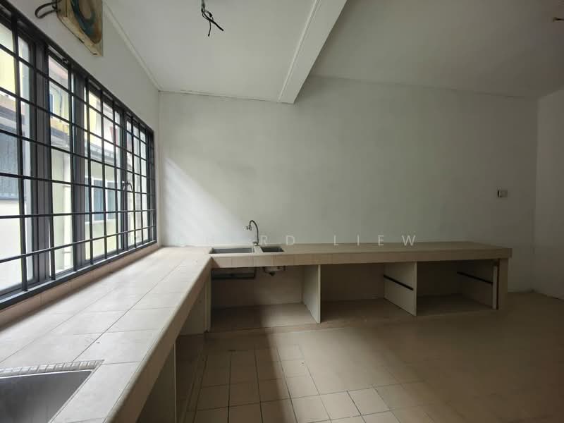 Rumah Teres 2 Tingkat untuk Dijual di SS 26, Taman Mayang Jaya (Petaling Jaya) - Richard Liew - Kitchen - PropertyGuru.com.my