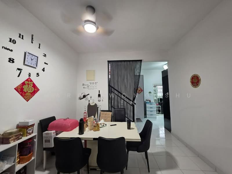Rumah Teres 2 Tingkat untuk Dijual di Setia Tropika (Johor Bahru) - Sharon Wong Shu Shien - Dining Room - PropertyGuru.com.my