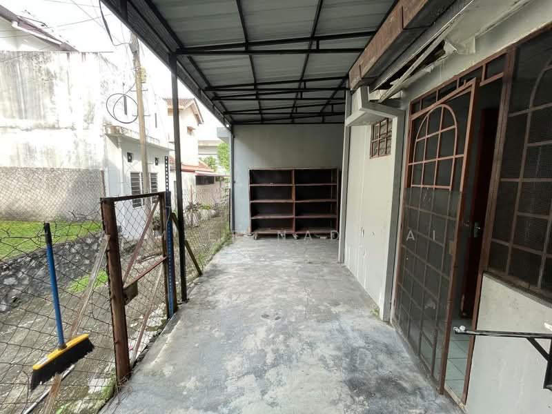 Rumah Teres 2 Tingkat untuk Dijual di Subang Jaya (Selangor) - Ammeer Nadzrai - Exterior - PropertyGuru.com.my