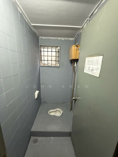 Shop for Rent in Puchong (Selangor) - John Khaw - Bathroom - PropertyGuru.com.my