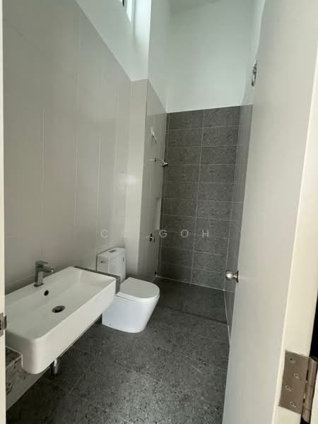 Rumah Teres untuk Dijual di Semenyih (Selangor) - CC GOH - Bathroom - PropertyGuru.com.my