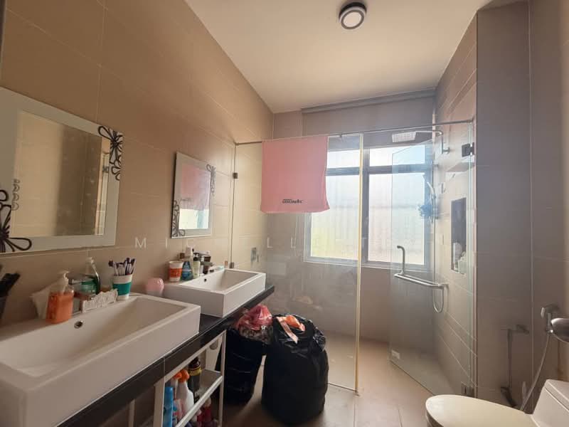 2-storey Terraced House for Sale in Bandar Seri Alam (Masai) - Michelle Tey - Bathroom - PropertyGuru.com.my