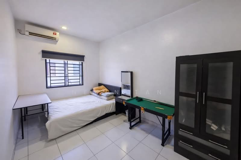 Rumah Teres 2 Tingkat untuk Dijual di Kota Masai (Pasir Gudang) - Nevin Tan - Bedroom - PropertyGuru.com.my