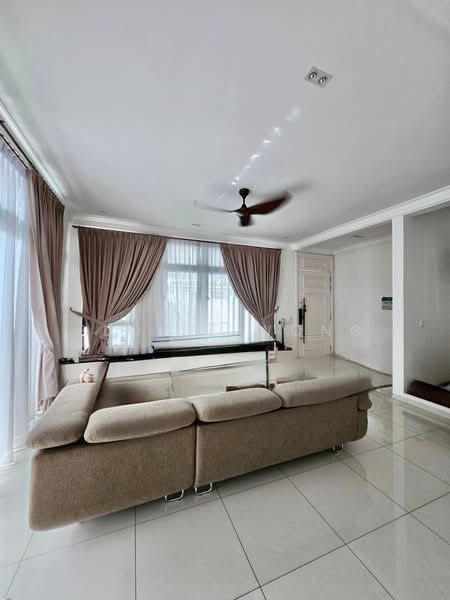 Cluster House for Sale in Eco Botanic (Iskandar Puteri (Nusajaya)) - Eloise Wong - Living Room - PropertyGuru.com.my