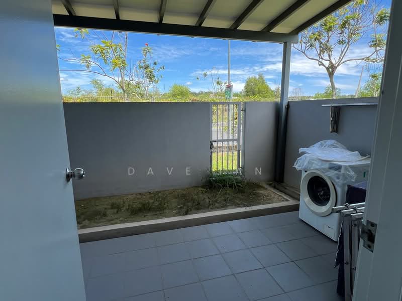 2-storey Terraced House for Sale in Bandar Tasik Puteri (Rawang) - Dave Tan - Exterior - PropertyGuru.com.my