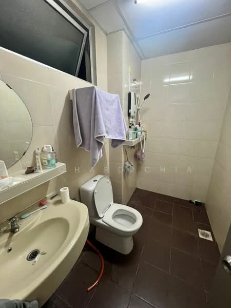 Condominium for Sale at Platinum Lake PV 20 - Richard Chia - Bathroom - PropertyGuru.com.my