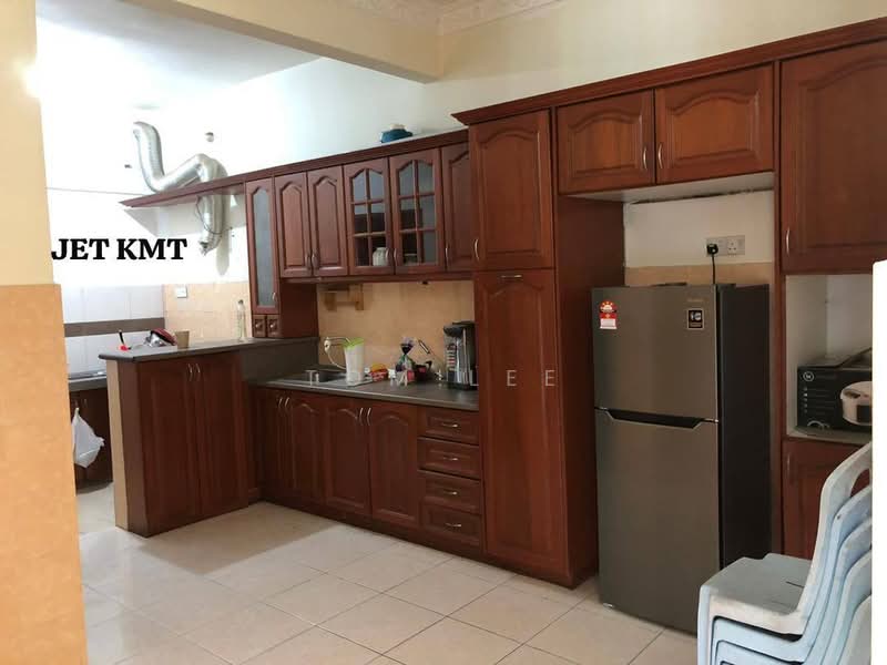 2-storey Terraced House for Sale in Bandar Bukit Tinggi 2 (Klang) - Tom Lee - Kitchen - PropertyGuru.com.my