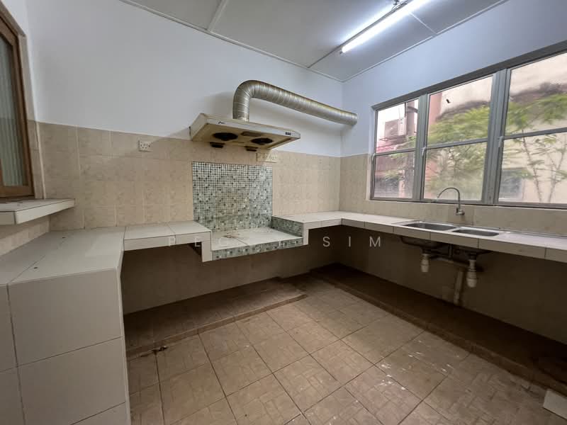 Rumah Teres 2.5 Tingkat untuk Dijual di BANDAR PUCHONG JAYA (Puchong) - Peggy Sim - Kitchen - PropertyGuru.com.my