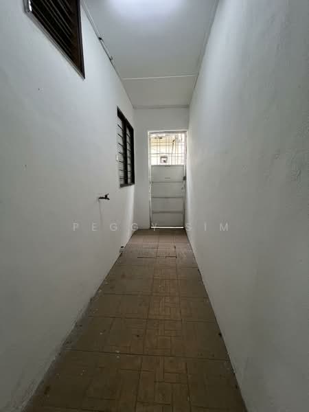 Rumah Teres 2.5 Tingkat untuk Dijual di BANDAR PUCHONG JAYA (Puchong) - Peggy Sim - Entrance - PropertyGuru.com.my
