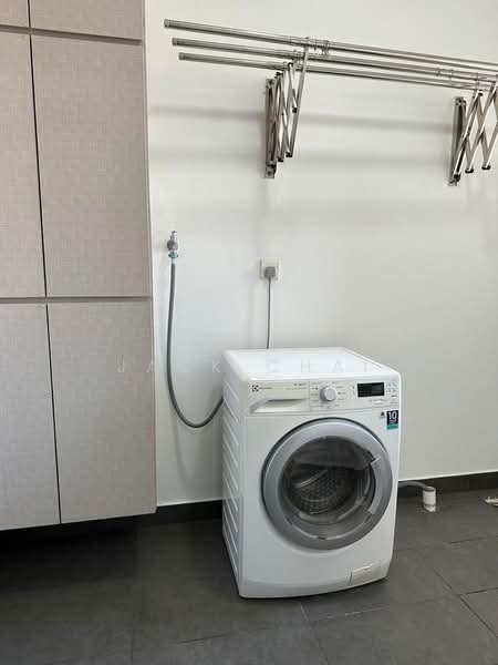 Servis Apartment untuk Disewa di Setia Sky 88 - Jack Chai - PropertyGuru.com.my