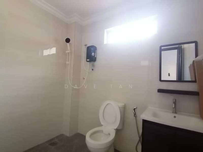 2-storey Terraced House for Sale in Rawang Perdana 2 (Rawang) - Dave Tan - Bathroom - PropertyGuru.com.my