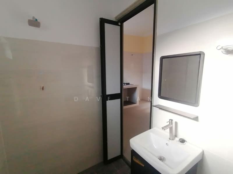 2-storey Terraced House for Sale in Rawang Perdana 2 (Rawang) - Dave Tan - Bathroom - PropertyGuru.com.my