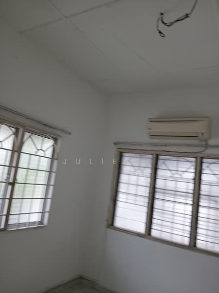 Rumah Teres 2-Tingkat untuk Disewa di Taman Puchong Intan (Puchong) - Juliet . - PropertyGuru.com.my