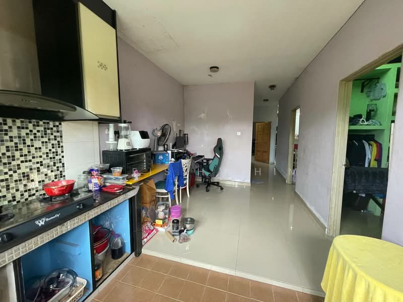 1-storey Terraced House for Sale in Shah Alam (Selangor) - Nafis Hashim - Kitchen - PropertyGuru.com.my
