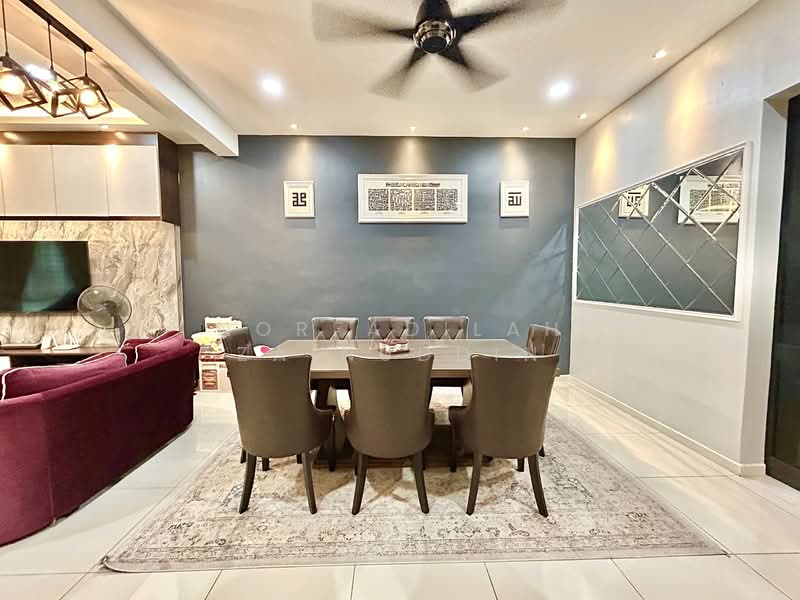 Rumah Teres 2 Tingkat untuk Dijual di U12, Taman Cahaya Alam (Shah Alam) - NORFADILAH ZAINUDDIN - Dining Room - PropertyGuru.com.my