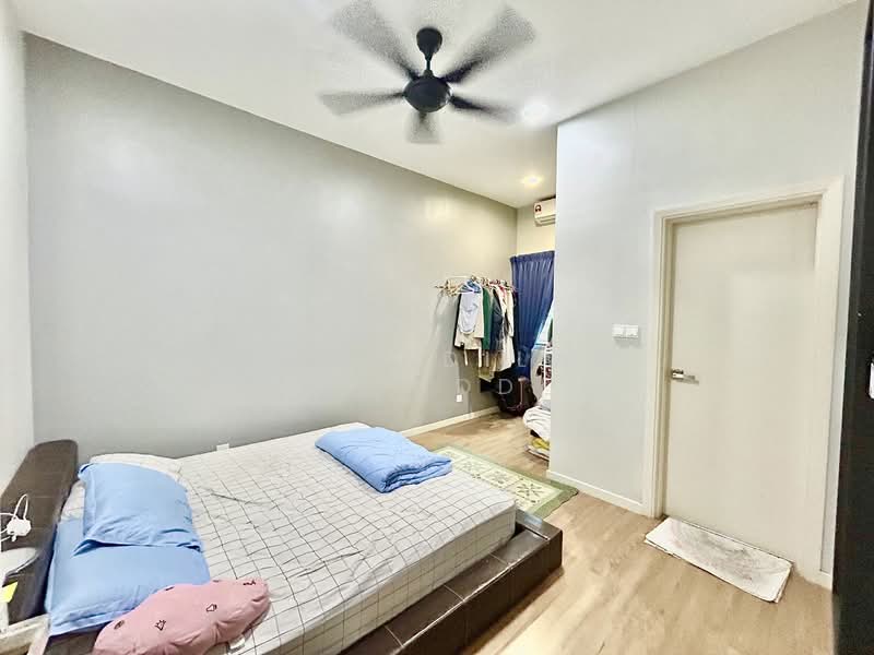Rumah Teres 2 Tingkat untuk Dijual di U12, Taman Cahaya Alam (Shah Alam) - NORFADILAH ZAINUDDIN - Bedroom - PropertyGuru.com.my