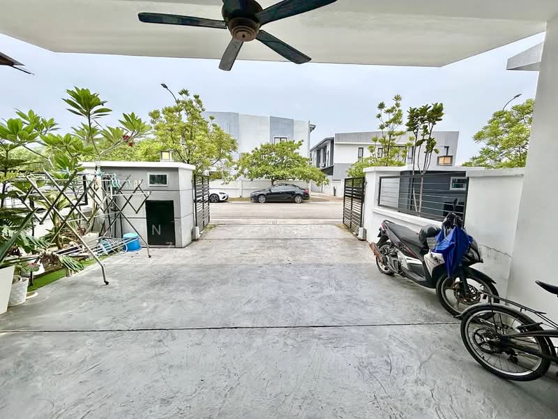 Rumah Teres 2 Tingkat untuk Dijual di U12, Taman Cahaya Alam (Shah Alam) - NORFADILAH ZAINUDDIN - Exterior - PropertyGuru.com.my