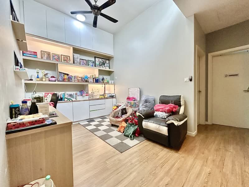 Rumah Teres 2 Tingkat untuk Dijual di U12, Taman Cahaya Alam (Shah Alam) - NORFADILAH ZAINUDDIN - Study - PropertyGuru.com.my
