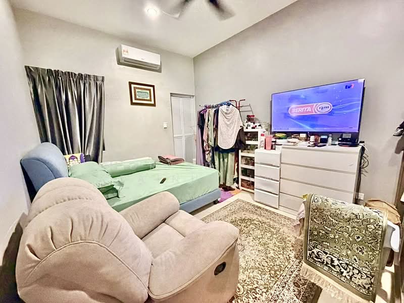 Rumah Teres 2 Tingkat untuk Dijual di U12, Taman Cahaya Alam (Shah Alam) - NORFADILAH ZAINUDDIN - Bedroom - PropertyGuru.com.my