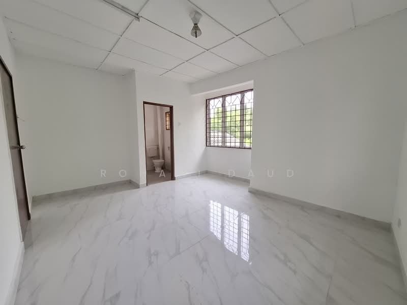 2-storey Terraced House for Sale in Bukit Sentosa (Rawang) - Rohani Daud - Interior - PropertyGuru.com.my