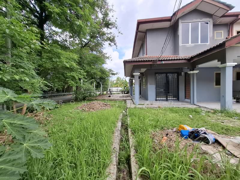 2-storey Terraced House for Sale in Bukit Sentosa (Rawang) - Rohani Daud - Exterior - PropertyGuru.com.my