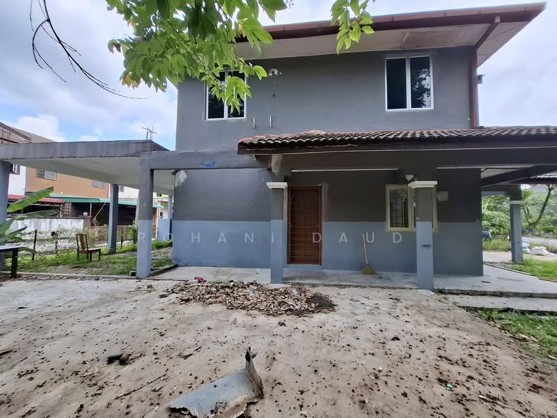 2-storey Terraced House for Sale in Bukit Sentosa (Rawang) - Rohani Daud - Exterior - PropertyGuru.com.my