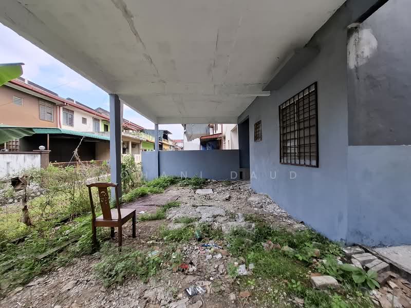 2-storey Terraced House for Sale in Bukit Sentosa (Rawang) - Rohani Daud - Exterior - PropertyGuru.com.my