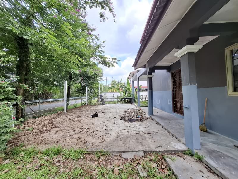 2-storey Terraced House for Sale in Bukit Sentosa (Rawang) - Rohani Daud - Exterior - PropertyGuru.com.my