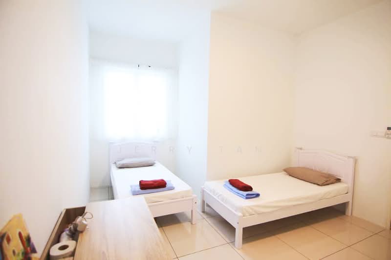 Kondominium untuk Disewa di The Clovers - Jerry Tan - Bedroom - PropertyGuru.com.my
