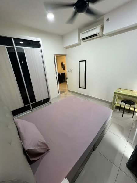 Servis Apartment untuk Disewa di HYVE - Jay Tan - Bedroom - PropertyGuru.com.my