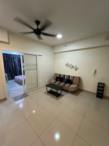 Servis Apartment untuk Disewa di HYVE - Jay Tan - Living Room - PropertyGuru.com.my